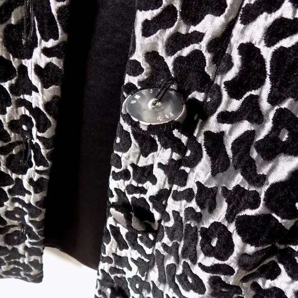 Rachel Roy Leopard Print Jacket Size 10 Black Dark Gray Metallic - Picture 8 of 8